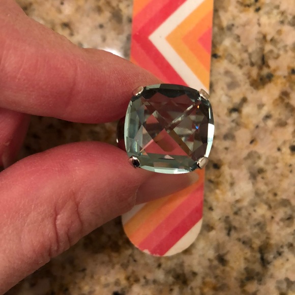 Gorgeous ring hate to part with it - Picture 6 of 6